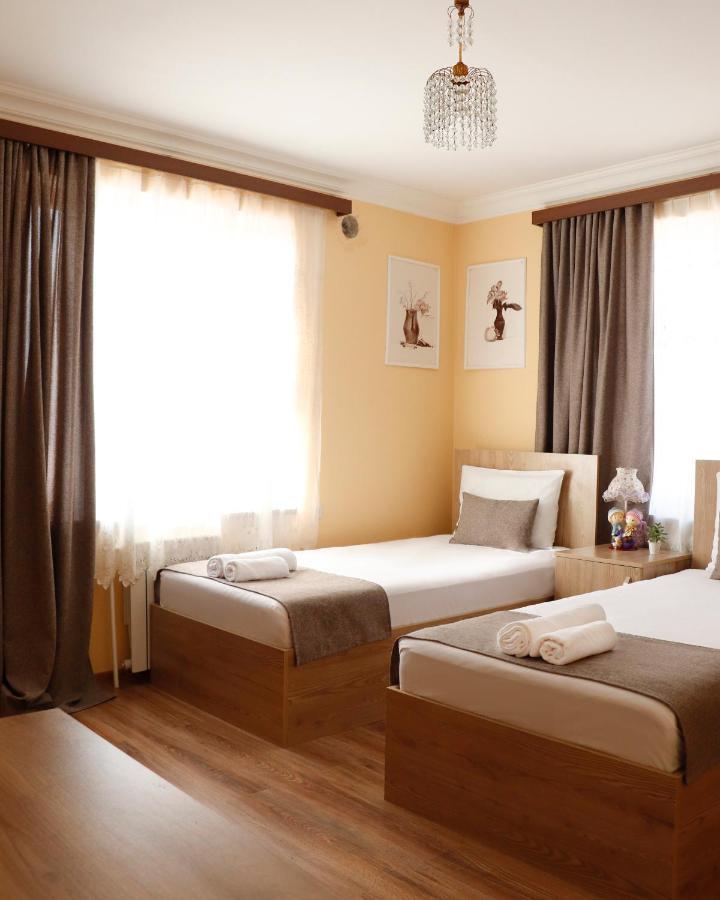 Seva Guesthouse And Cottages Byurakan المظهر الخارجي الصورة