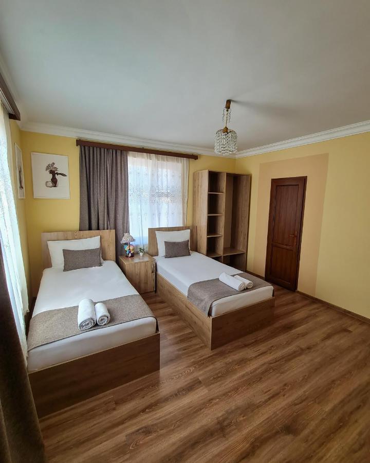 Seva Guesthouse And Cottages Byurakan المظهر الخارجي الصورة