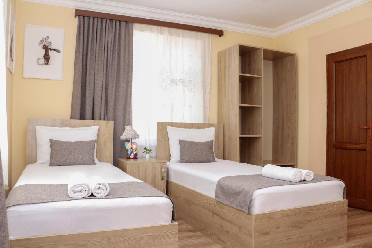 Seva Guesthouse And Cottages Byurakan المظهر الخارجي الصورة